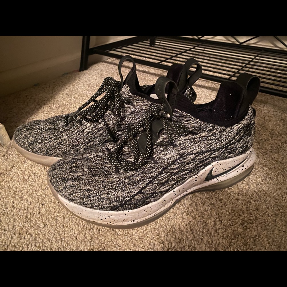 LeBron 15’s